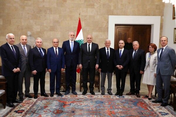 الرئيس عون: إذا كان الدستور يشوبه خطأ فلنطبقه بداية ثم نقوم  بتعديله وتطويره