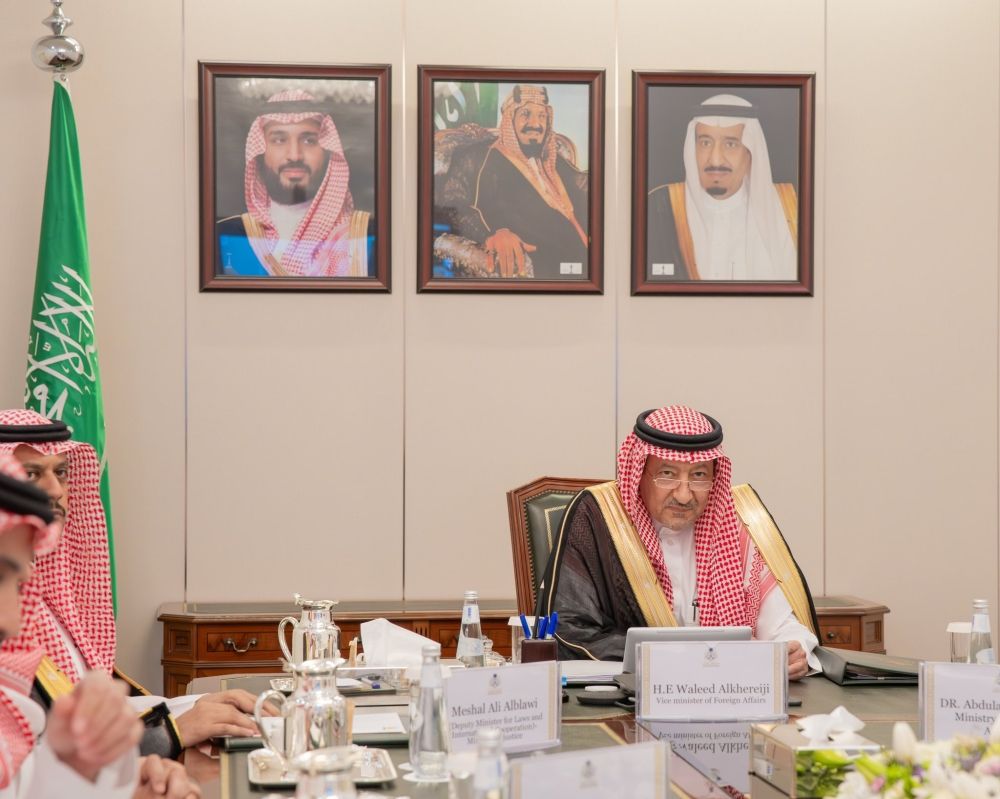 "الخريجي" ونظيره التركي يرأسان اجتماع اللجنة السياسية بمجلس التنسيق