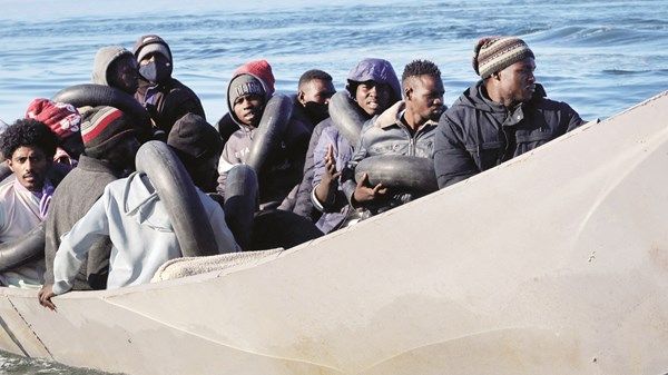 تونس: لن نكون أرض إقامة أو عبور للمهاجرين غير الشرعيين