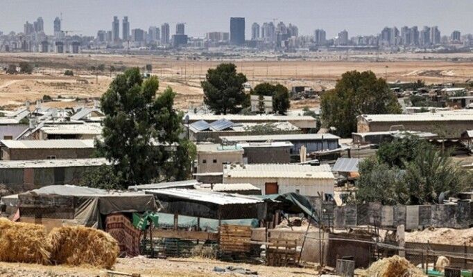 إذاعة الجيش الإسرائيلي: العثور على عبوة ناسفة في مبنى بلدية رهط شمالي النقب