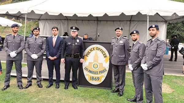 أكاديمية شرطة لوس أنجلوس تحتفل بتخريج الدفعة الأولى من منتسبي شرطة أبوظبي