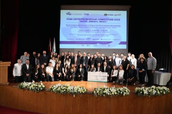 كلية الإقتصاد وإدارة الأعمال في جامعة الحكمة نظمت النسخة الثانية من مسابقة ريادة الأعمال