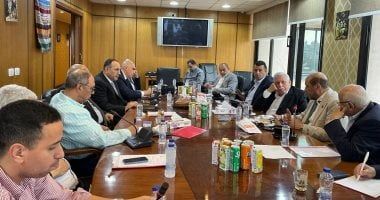 غرفة الصناعات النسيجية تبحث تحديات التراخيص ورسوم الصيانة