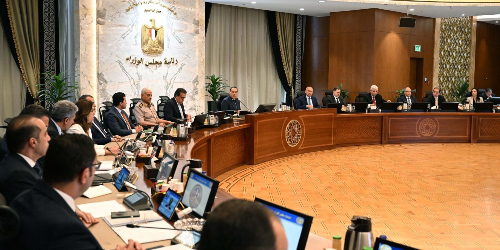 مدبولى يُكلف الوزراء بتنفيذ توجيهات الرئيس السيسى باحتفالية عيد العمال