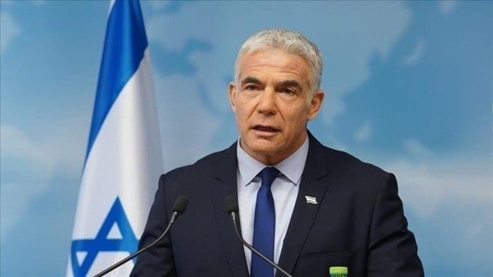 لابيد لإذاعة الجيش الإسرائيلي: هناك شخص في إسرائيل يخبر الأميركيين بأعداد الاسرى الأحياء والقتلى