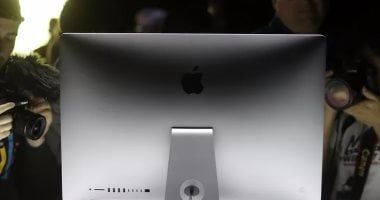 تكنولوجيا: زى النهارده.. أبل تضيف iMac إلى أجهزتها التقنية وإطلاقه "نقطة تحول فى تاريخها"
