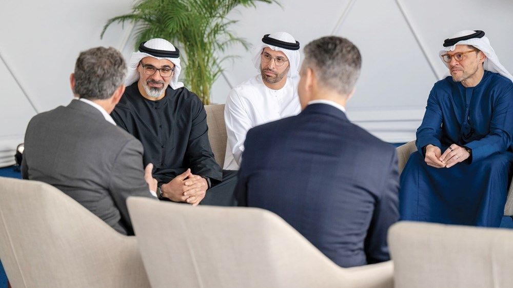 خالد بن محمد بن زايد يشهد الإعلان عن تطوير مشروع عالم ومنتجع ديزني الترفيهي في جزيرة ياس