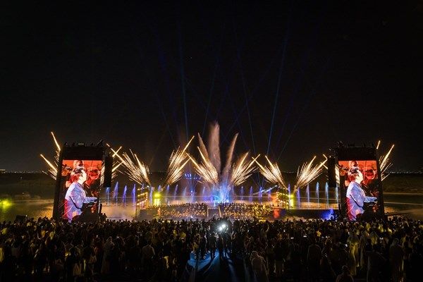 جزيرة ياس تحتفل بالإعلان عن خطط تطوير عالم ومنتجع ديزني الترفيهي في المنطقة