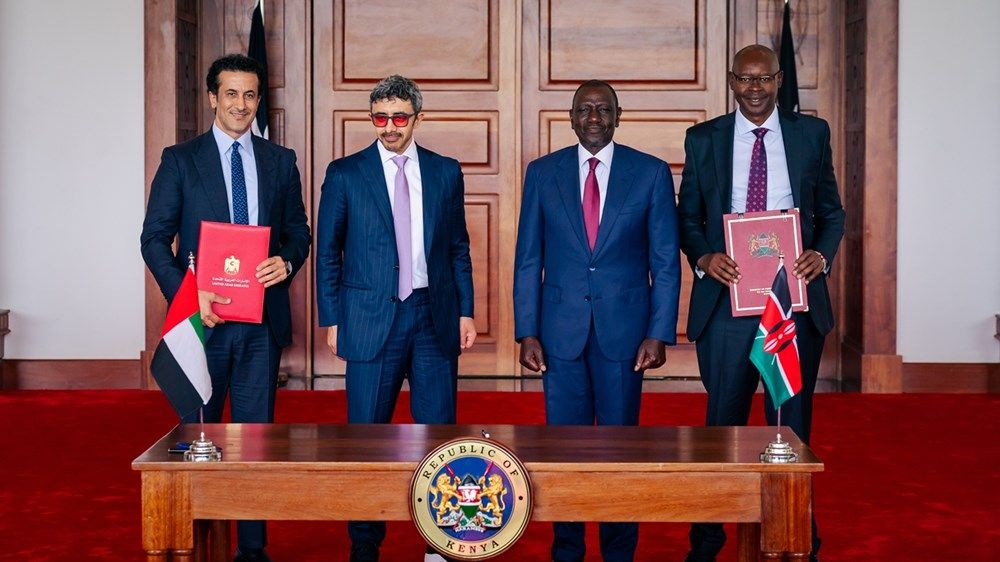 رئيس كينيا يستقبل عبدالله بن زايد ويشهدان توقيع 7 مذكرات تفاهم واتفاقيات بين البلدين
