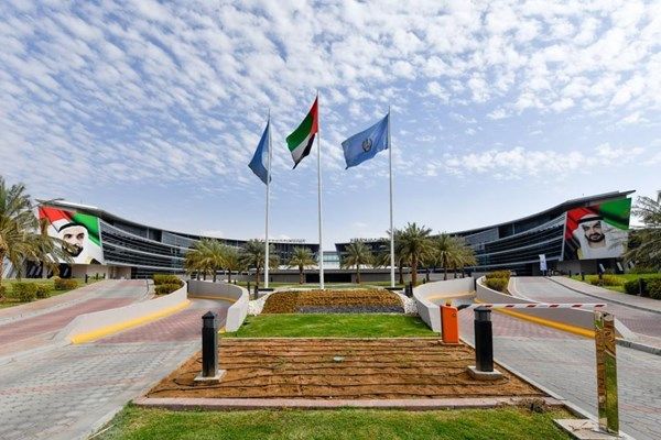جامعة الإمارات تطرح مساقات في الذكاء الاصطناعي