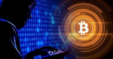 قيمة عملة "بتكوين" تتجاوز 100 ألف دولار لأول مرة منذ فبراير