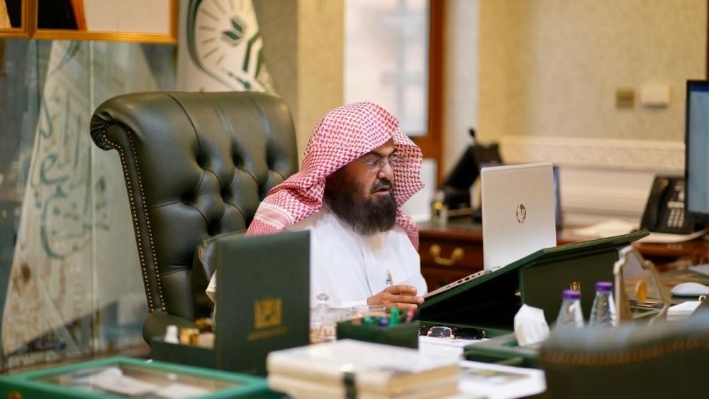 السديس: أكثر من 20 مبادرة نسائية بالحرمين وفق الضوابط الشرعية