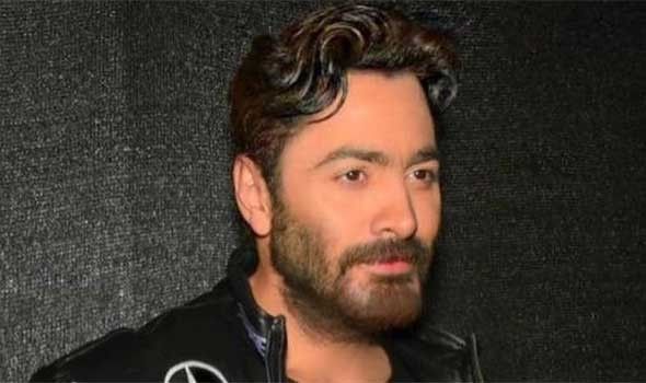 الجمهور يتفاعل مع "لوك" تامر حسني الغريب وطلبه الخاص