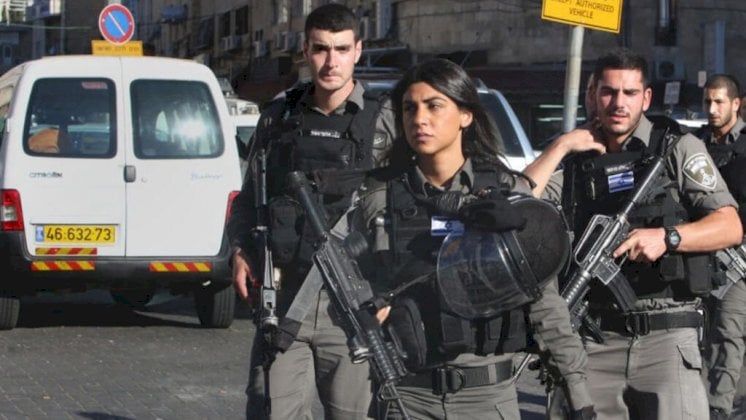 فضيحة في إسرائيل.. حاخام شهير يعتدي جنسيا على ثلاث من بناته