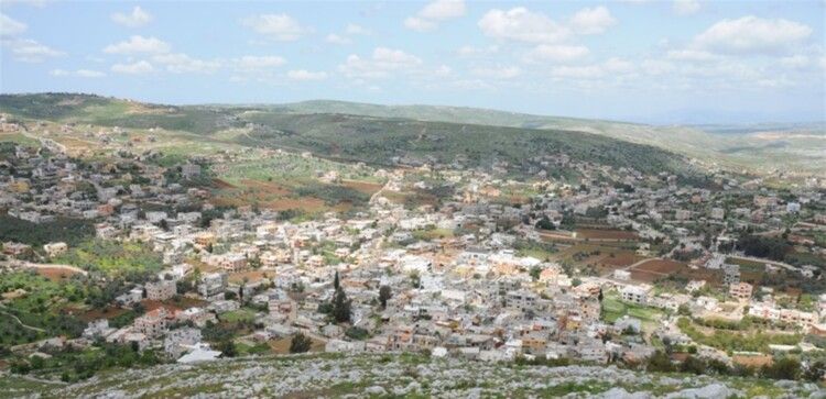"النشرة": توغل دبابة ميركافا إسرائيلية باتجاه جبل الباط في بلدة عيترون