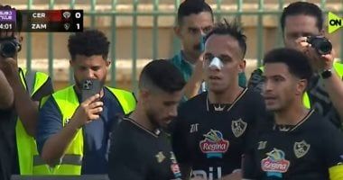 شاهد .. خطأ بسام وافتراس ناصر منسى فى أول أهداف الزمالك أمام سيراميكا