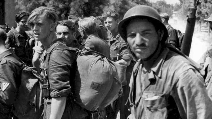 8 مايو 1945: "مجازر الجزائريين التي ترفض فرنسا تحمّل مسؤوليتها"