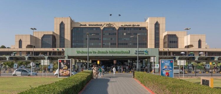 سلطات باكستان أعلنت إعادة فتح مجالها الجوي بعد الاتفاق على وقف إطلاق النار مع الهند