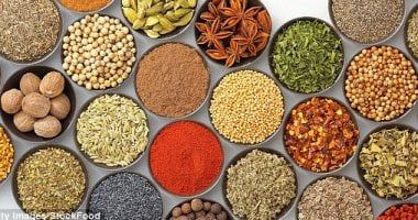 أعشاب وتوابل لا تتناولها مع الأدوية