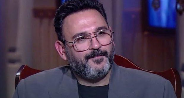 أكرم حسني يحتفل بعيد ميلاد ابنه برسالة طريفة (صور)