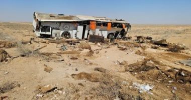 سوريا.. مصرع 6 أشخاص بحادث اصطدام حافلة ركاب وشاحنة على طريق تدمر دير الزور