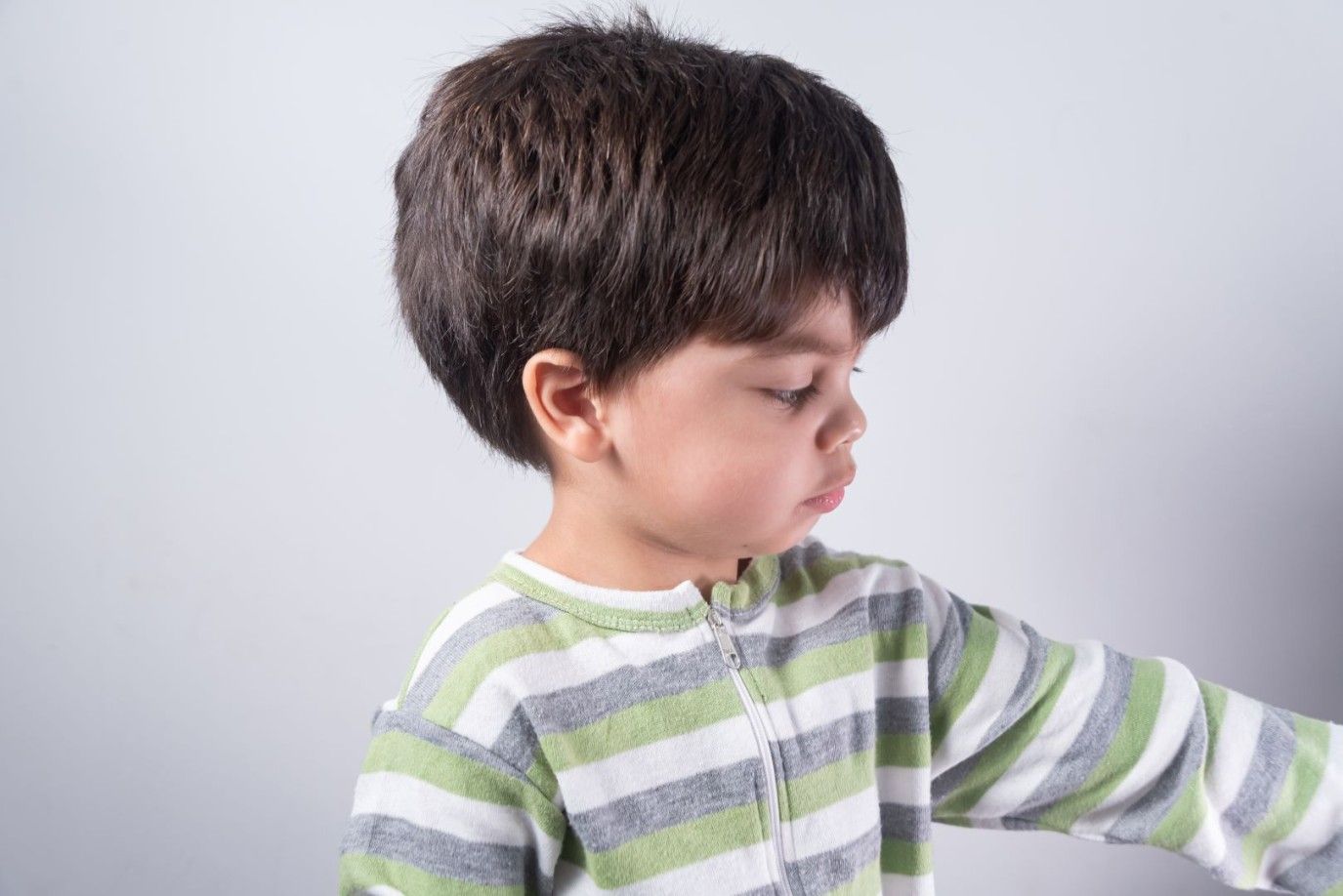 لماذا يجب أن تتركي طفلك لكي يشعر بالملل في بعض الأحيان؟
