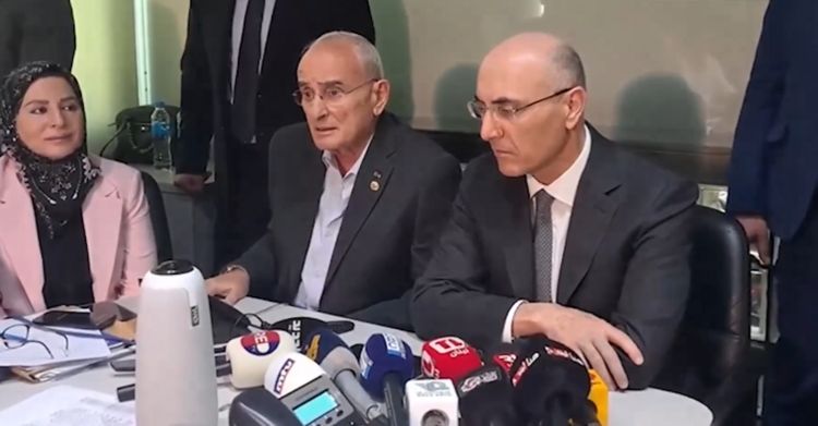 وزير الدفاع: الجيش منتشر على الأراضي كافة وسيقمع أي مخالفة تتعرض لها أقلام الاقتراع