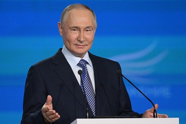 بوتين يقترح إجراء مفاوضات مباشرة بين روسيا وأوكرانيا