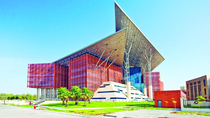 الامارات | شاب يُقرض زميلته 90.9 ألف درهم ويعجز عن إثبات الدين