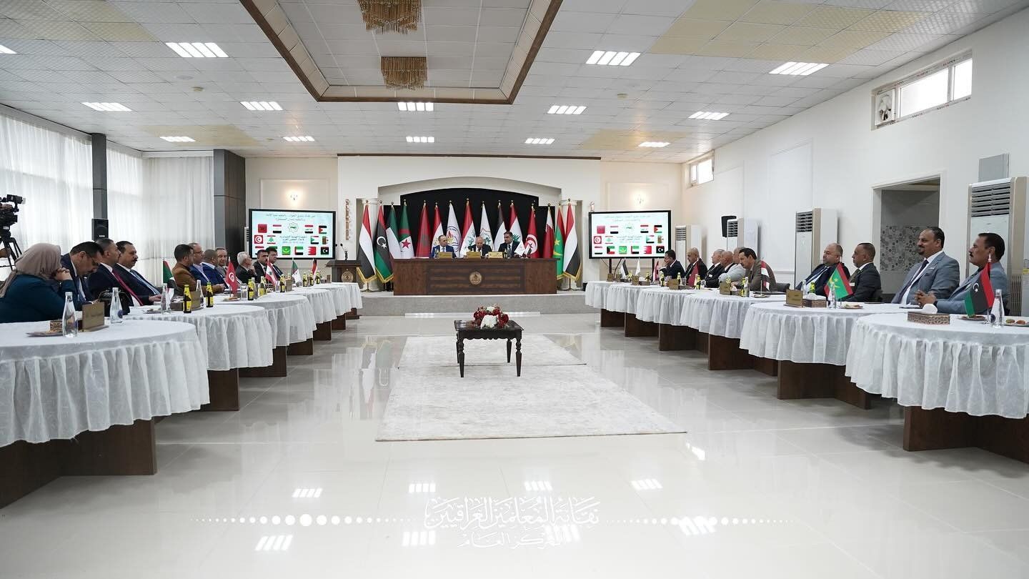 اتحاد المعلمين العرب يدعو للتكاتف من أجل تحسين مستويات الخدمة المقدمة للمعلمين