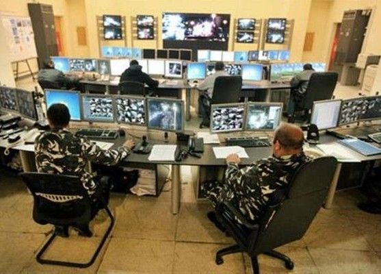 التحكم المروري: تعطل سيارة أول جسر الكولا باتجاه سليم سلام وحركة المرور كثيفة جدا