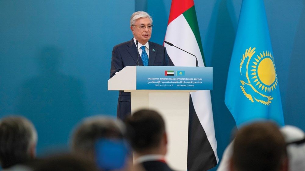 حضرا تبادل اتفاقيات ومذكرات تفاهم بين البلدين.. ولي عهد أبوظبي ورئيس كازاخستان يزوران مركز أستانا المالي الدولي
