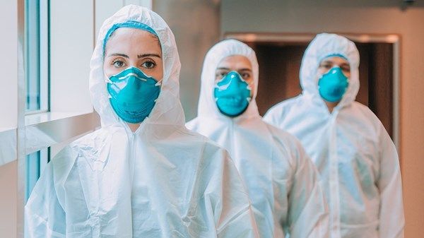 «فخر الوطن» يحتفي باليوم العالمي للتمريض 2025