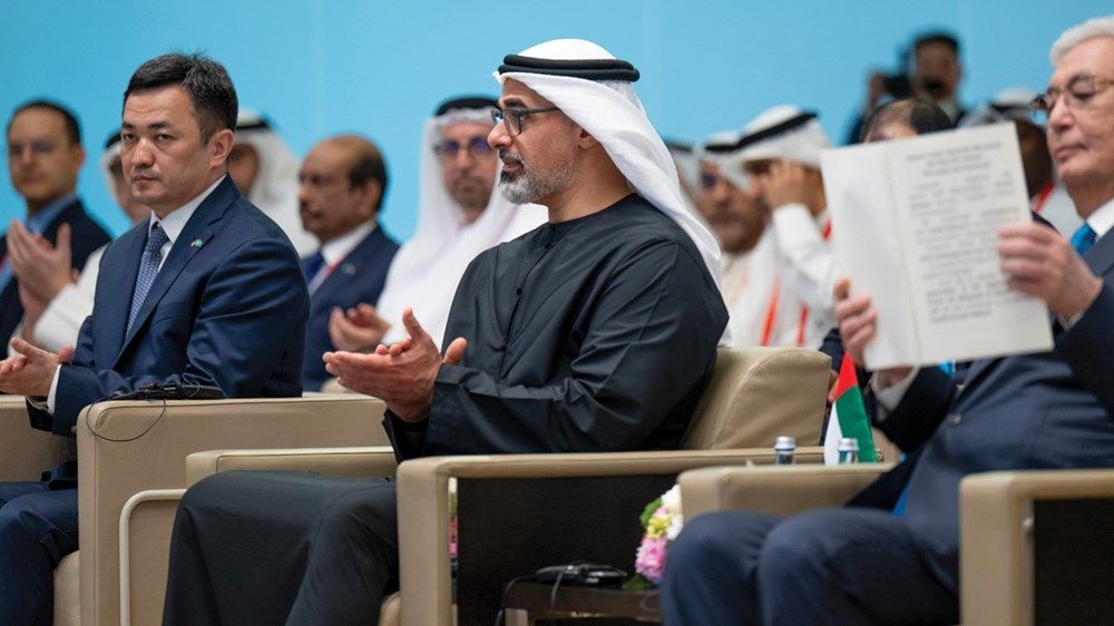 حضرا تبادل اتفاقيات ومذكرات تفاهم بين البلدين.. ولي عهد أبوظبي ورئيس كازاخستان يزوران مركز أستانا المالي الدولي