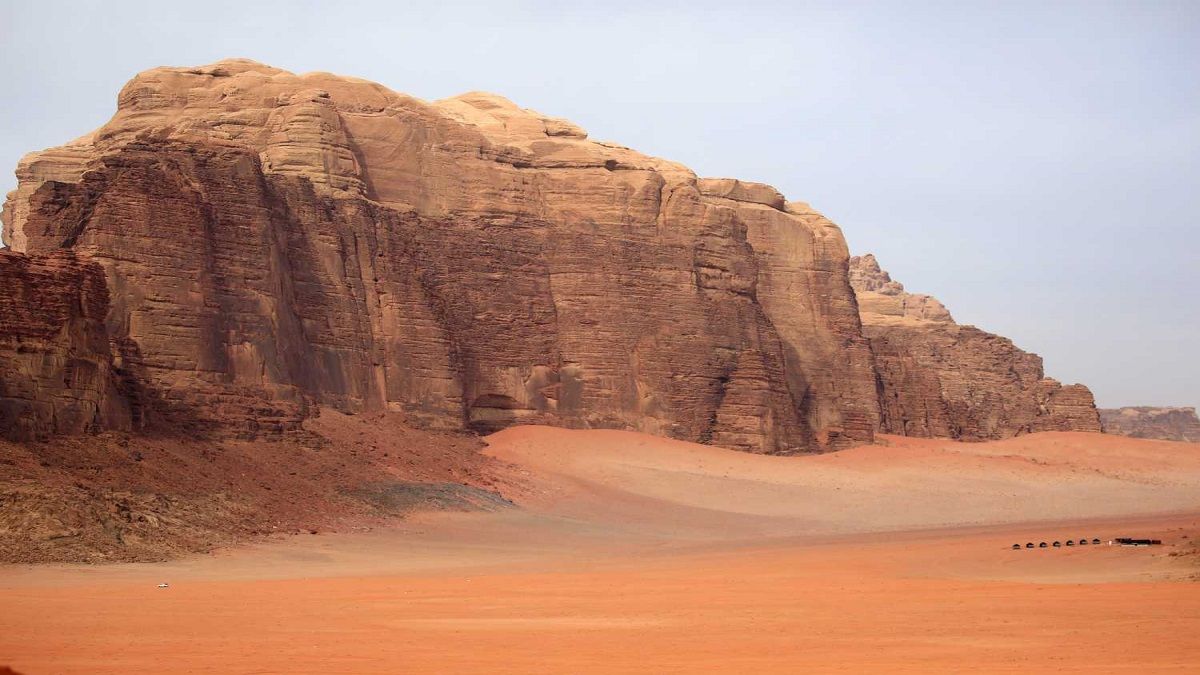 الامارات | ما حكاية اكتشاف نيزك غامض في الأردن.. هل يكون وادي رم موطناً للمزيد؟
