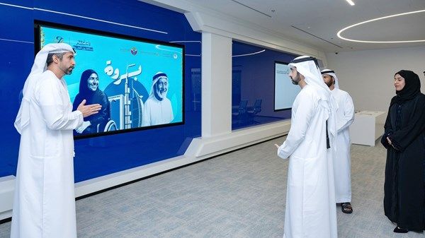 حمدان بن محمد يشهد توقيع اتفاقية إطلاق برنامج «بَرْوَة» العقاري لخدمة كبار المواطنين وأصحاب الهمم