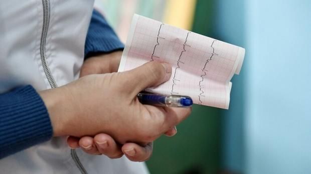عاجل: قاتل صامت يهدد حياتك.. تعرف على أعراض وعلاج ارتفاع ضغط الدم