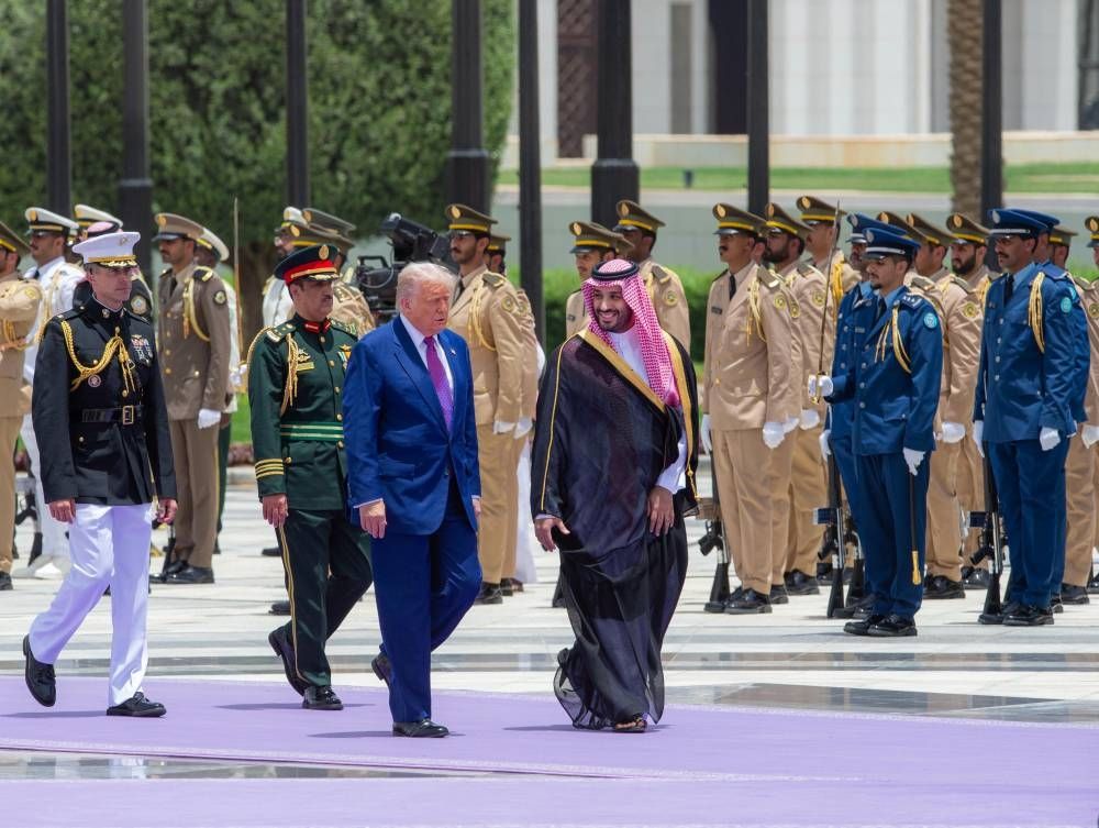 الخارجية الأمريكية: ترمب يرى السعودية شريكا أساسيا بكل المجالات