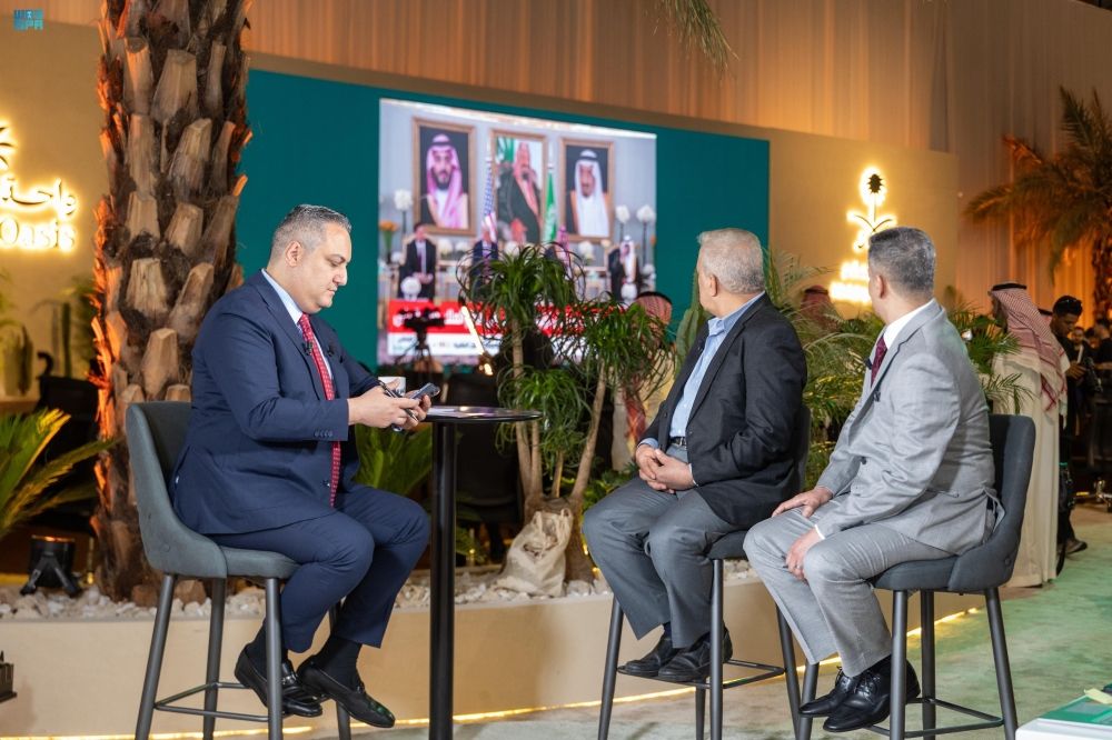 بلغات متعددة ومنصات مختلفة.. "واحة الإعلام" تجربة سعودية رائدة