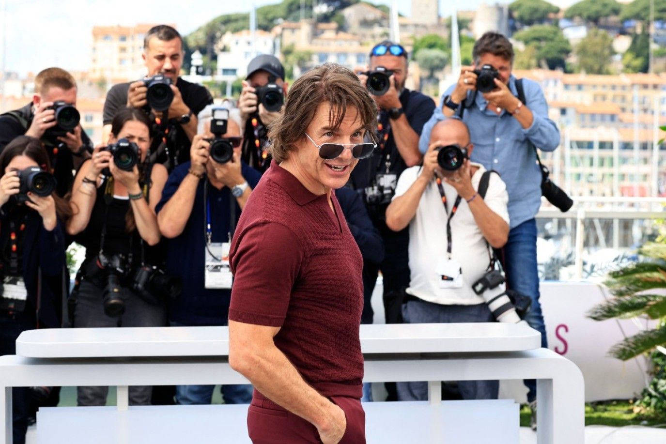 جلسة تصوير ترويجية لـ توم كروز وفريق Mission: Impossible –The Final Reckoning في كان 2025
