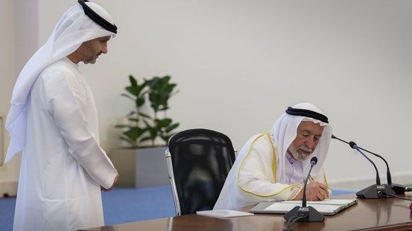 سلطان القاسمي يصدر تشريعات قانونية بشأن مجلس الشارقة للتعليم العالي والبحث العلمي