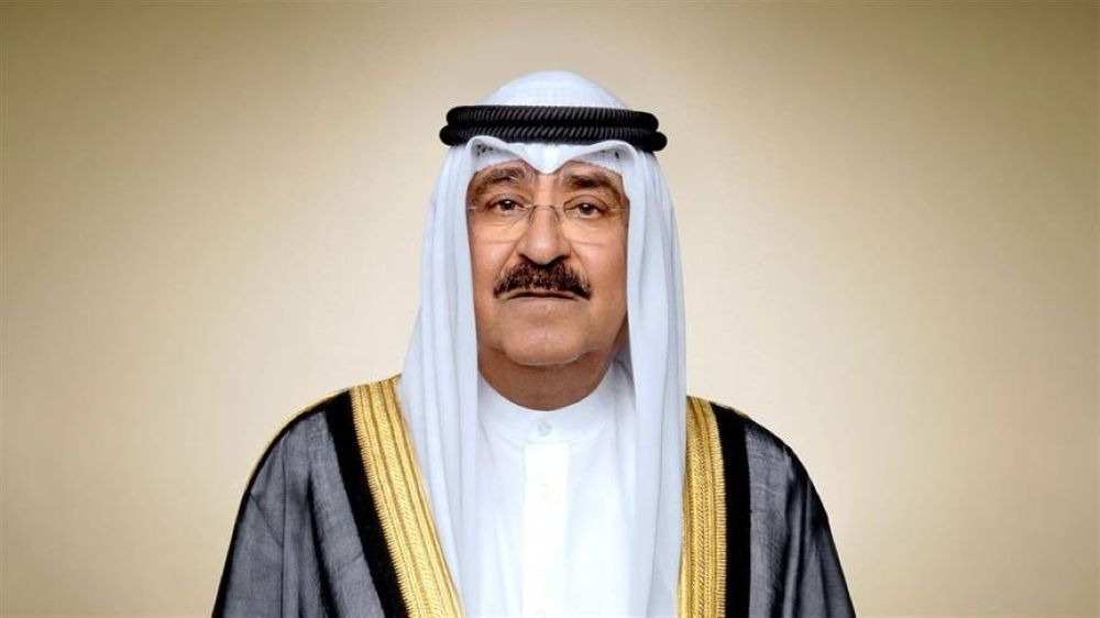 أمير دولة الكويت يصل الرياض وفي مقدمة مستقبليه نائب أمير المنطقة