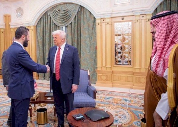 وتفردت الرياض بجمع أميركا وسوريا تحت جناحيها