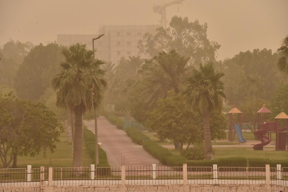 الأماكن والمواعيد.. عوالق ترابية على أجزاء من منطقة الرياض