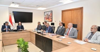 ‎وزيرا الرى والسياحة يبحثان تسهيل إجراءات إصدار تراخيص أعمال وزارة الرى