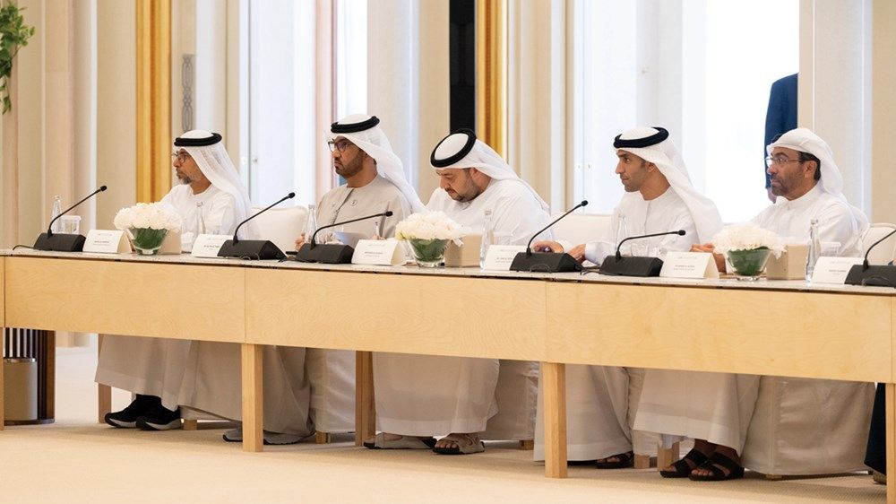 ولي عهد أبوظبي والرئيس الأميركي يشهدان حوار الأعمال الإماراتي الأميركي