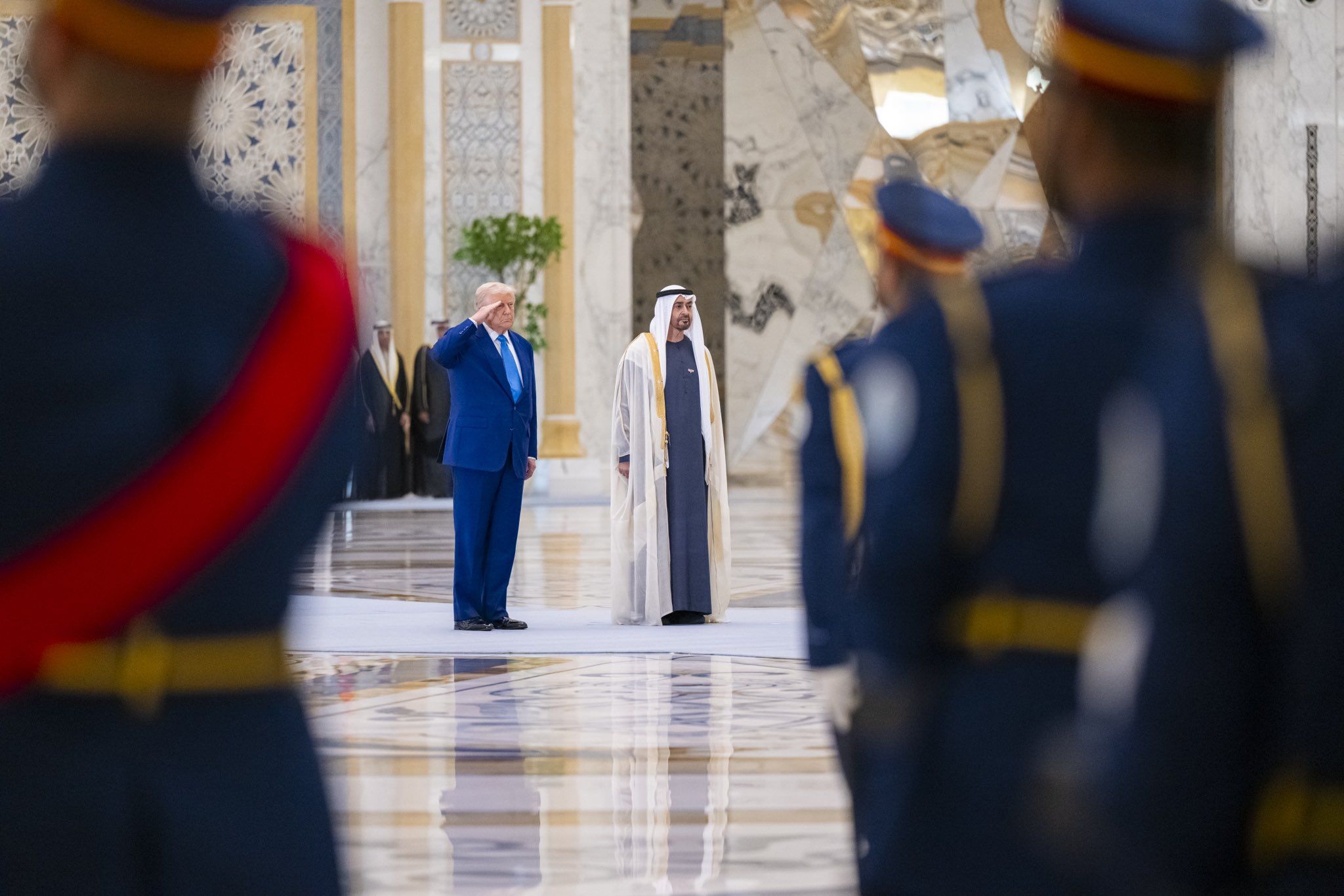 الامارات | تغطية مباشرة.. اليوم الثاني من زيارة الرئيس الأميركي إلى الإمارات