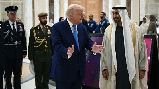 الخليج اليوم .. ترامب يختتم في الإمارات جولته الخليجية بصفقات قياسية