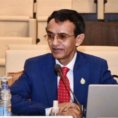 شاهد ما قاله مسئول يمني رفيع عن الكويت وعمان ودول الخليج عقب ماتناقلته منصات التواصل الاجتماعي وماهي النصيحة التي وجهها لكل اليمنيين (الاسم والصورة)