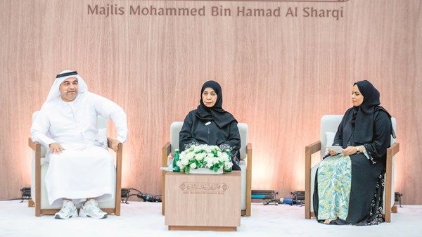 مجلس محمد بن حمد الشرقي يناقش دور السنع الإماراتي في ترسيخ القيم المجتمعية